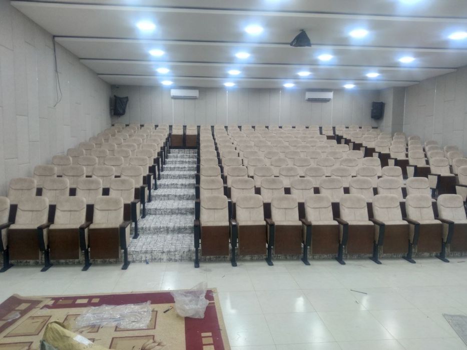 Кресло театральное для активного зала стул