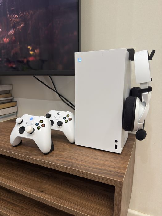 Продам Xbox Series X