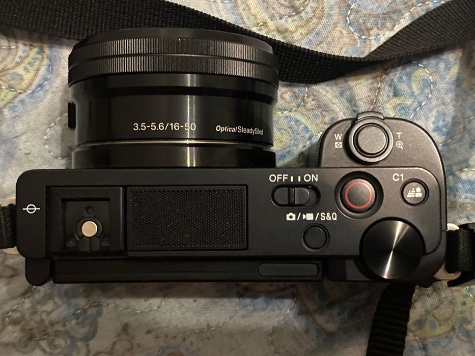 Камера Sony ZV-E10 16-50 kit len 64gb