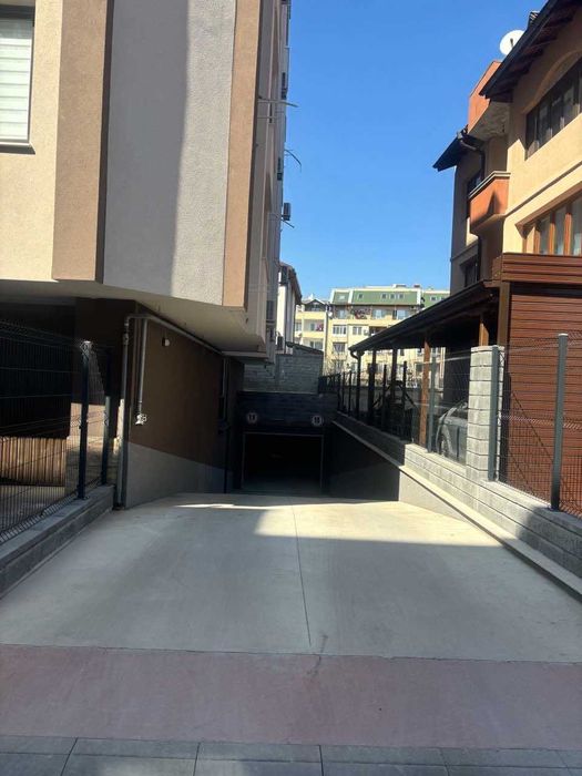 под наем парко място в Пазарджик