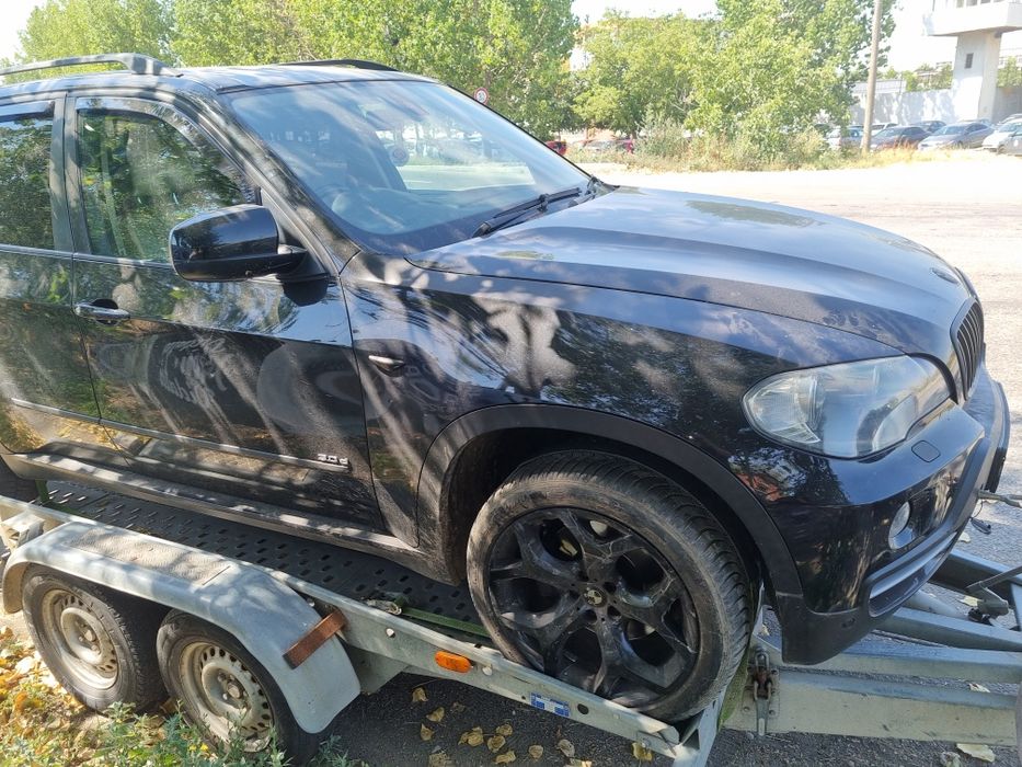 Dezmembrez bmw x5 e70 3.0d 235 cp 2008