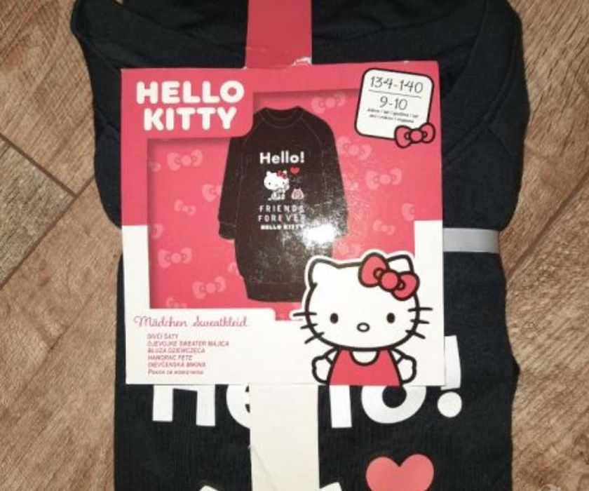 р-р134-140см рокля Hello Kitty