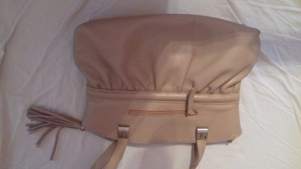 Чанта естествена кожа цвят пудра