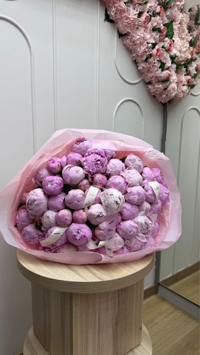 Цветы 51шт  сегодняшние свежие продам