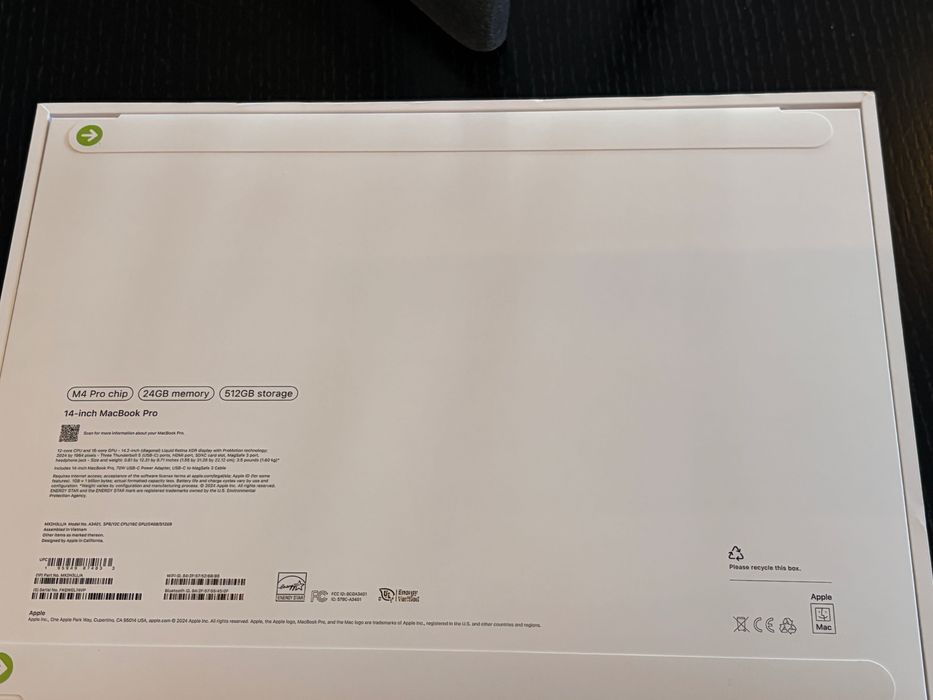 MacBook Pro 14 inch M4 pro 512gb