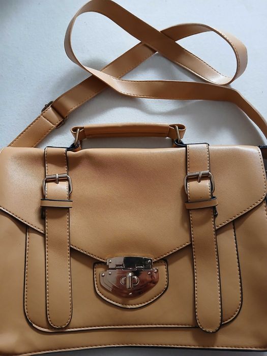 poseta cafeniu-maro cu bretea ajustabila