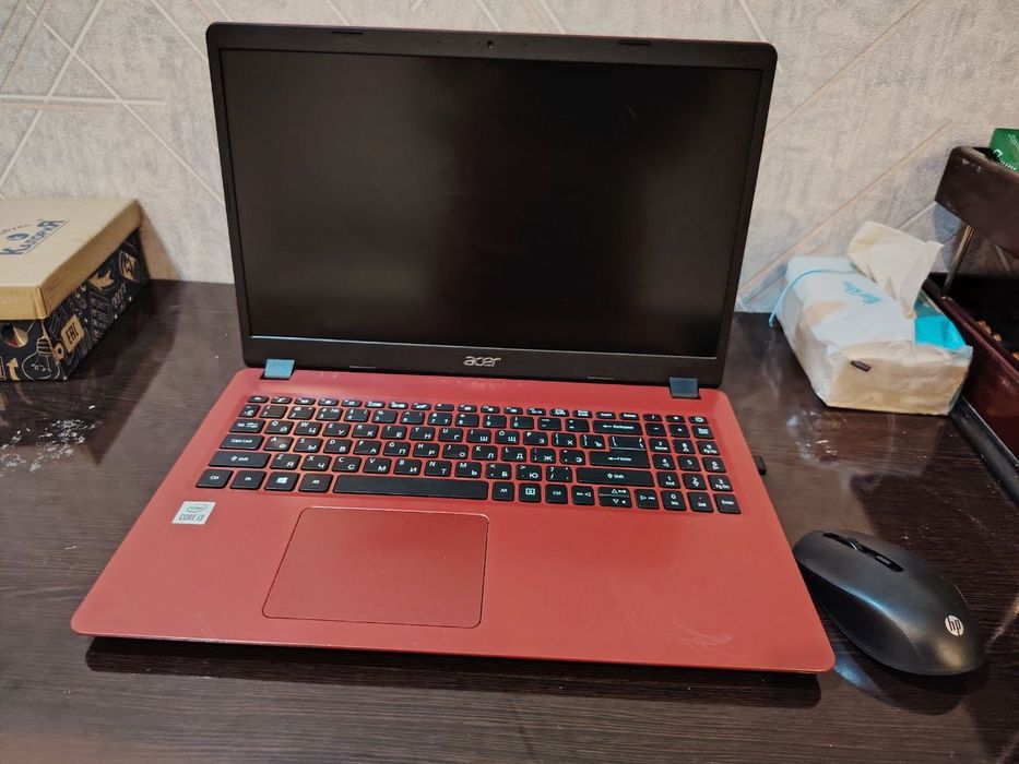 Noutbuk Acer core i3