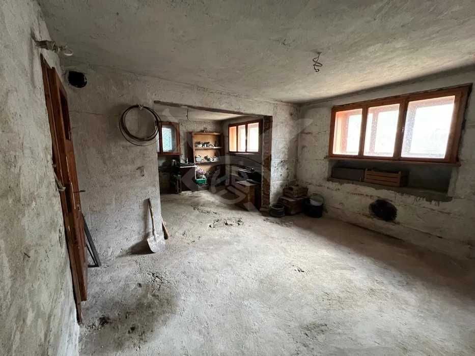 Продава се Къща в Карлово - 218 кв.м за 895 €/кв.м - Снимка #7