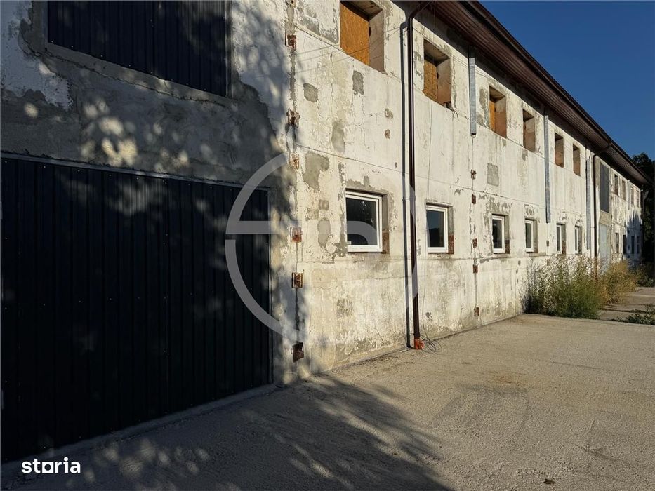 Hala de 300 mp utili, situata in zona Valea Seaca !