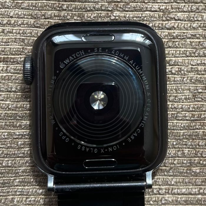 Apple Watch SE 40 mm