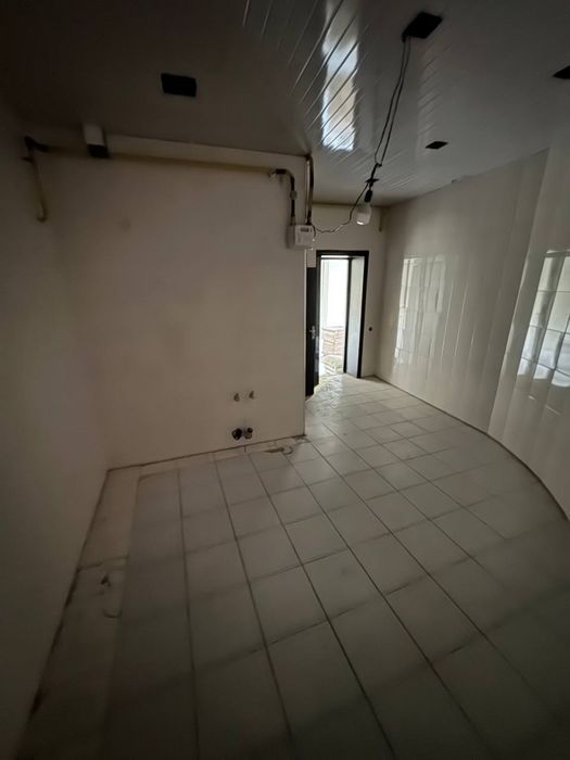 Аренда под Офис Ориентир Ганга 2400м2 4000$ торг