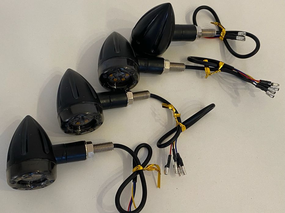 4 броя диодни мигачи за мотор бобър кафе рейсър