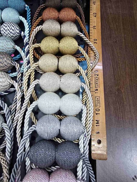 Аксесоари ( магнити ) за завеси