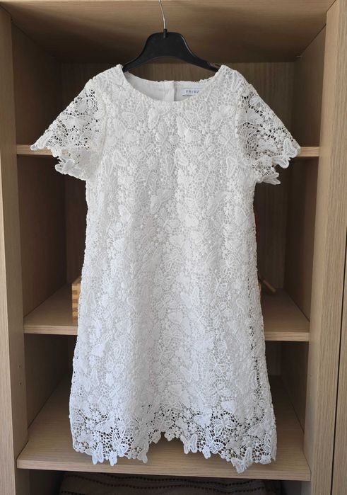 Нова детска рокля - бяла дантела 5-6 години
