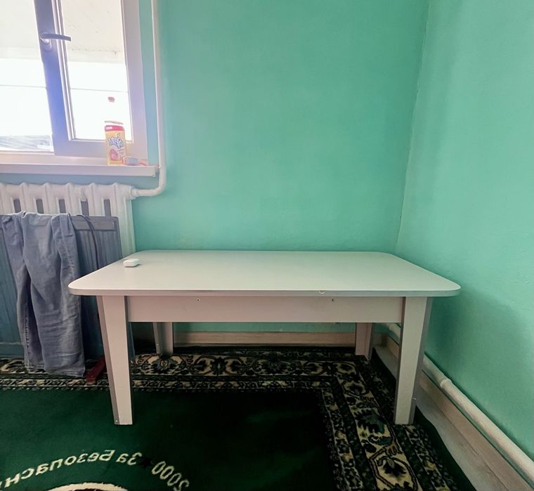 Продается столик, стол сатылады