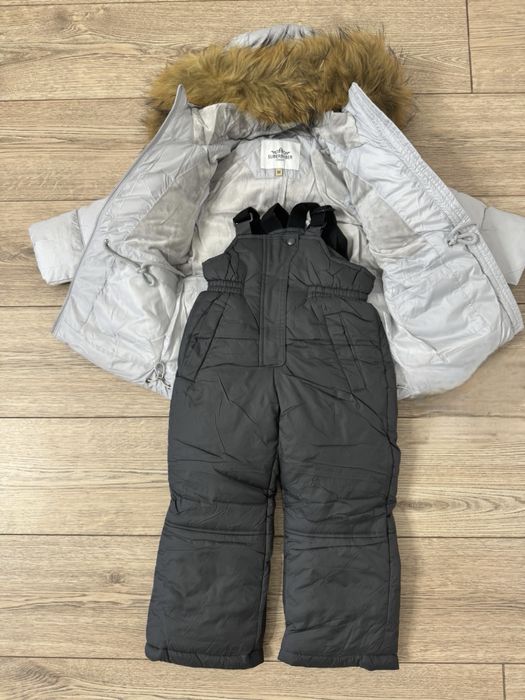 Продам зимний комплект на девочку