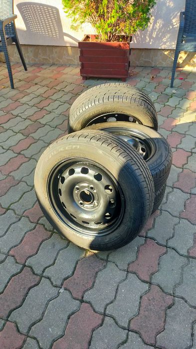 Cauciucuri cu jenti de vara Ford Fiesta