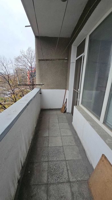 Голям 2-стаен монолит Кършияка - Панаира