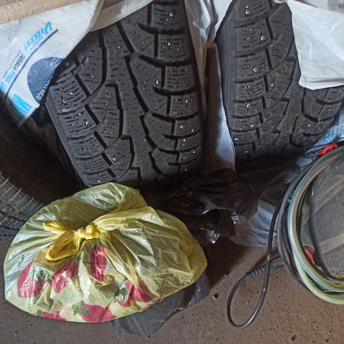 Продам б/У авто шины