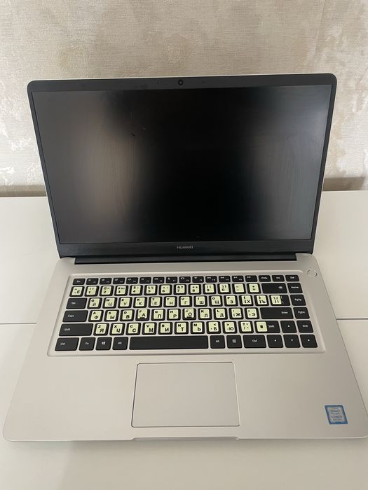 Ноутбук Huawei MateBook