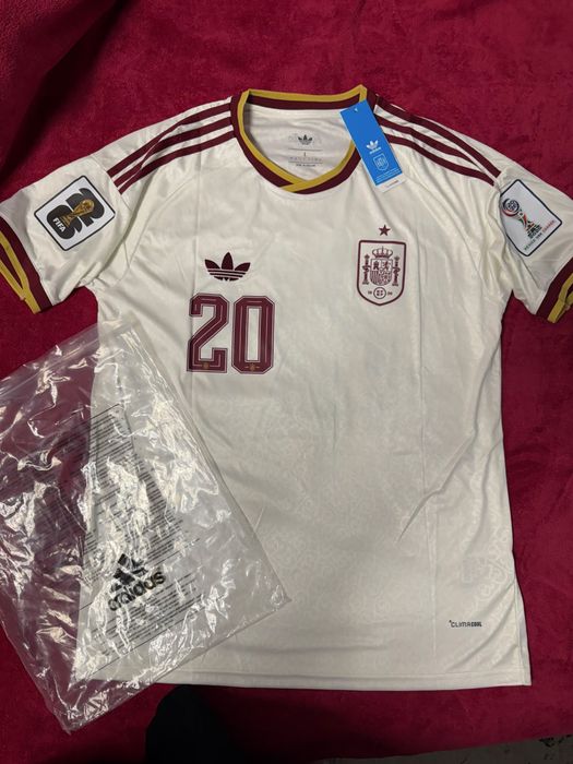 Tricou fan version pedri spania