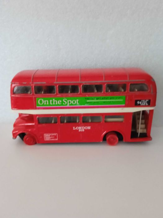 Кола Количка УАЗ Буханка Автобус London bus Играчка