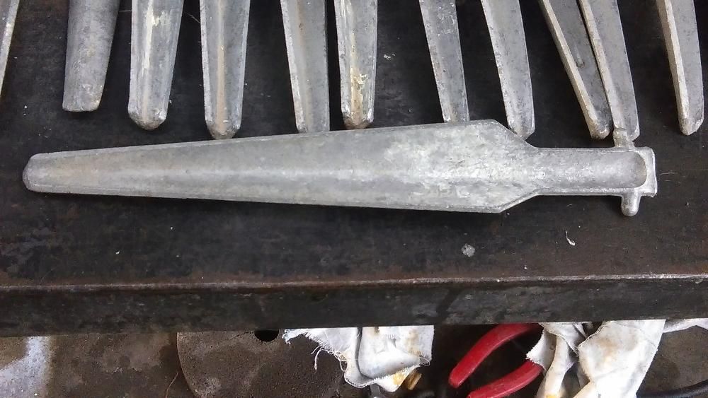 Къмпинг оборудване, аудио,осветление, охлаждане почти ново - С А Щ