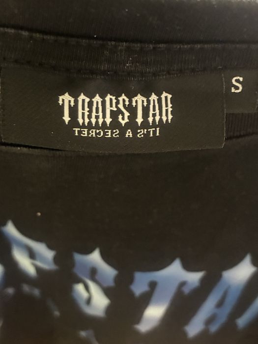 Trapstar tshirt.