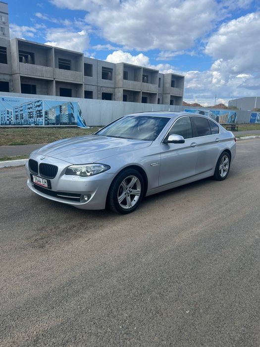 BMW F10 528i 2015г
