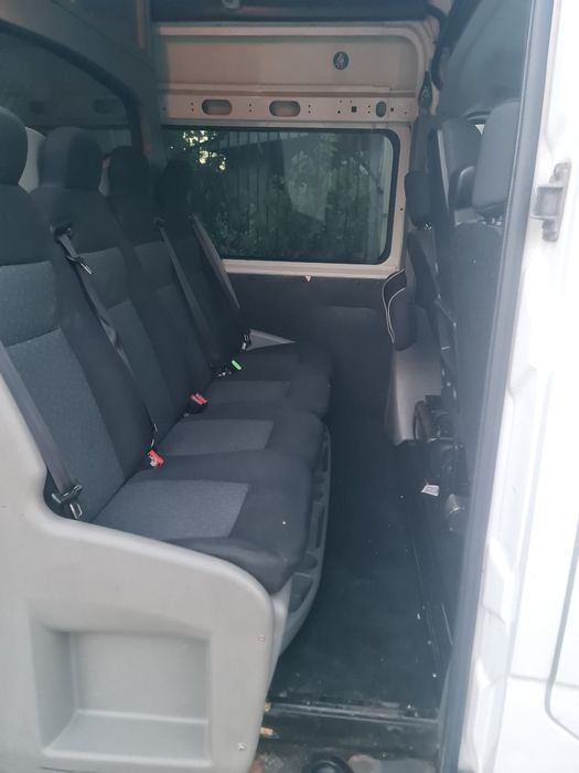 Vând Opel movano 2.3