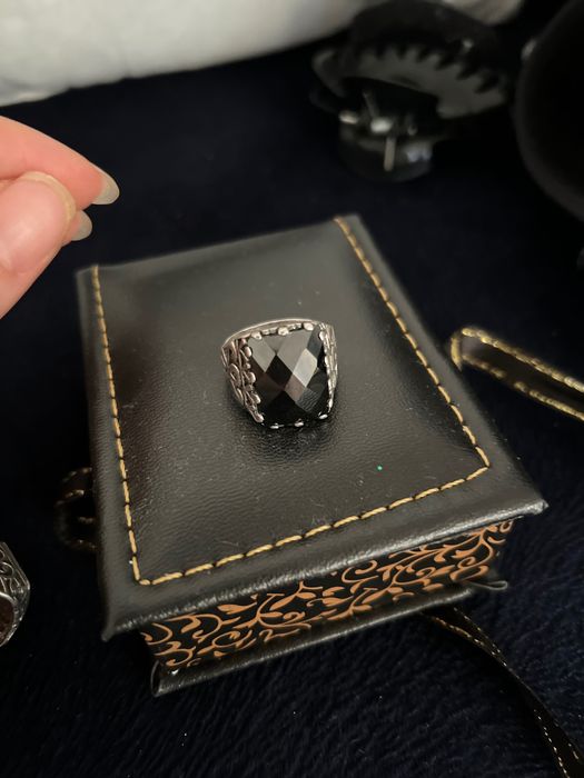 Ручное ювелирное изделие из серебра 929 пробы