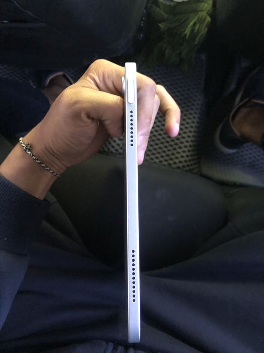 ipad A16 256gb Silver