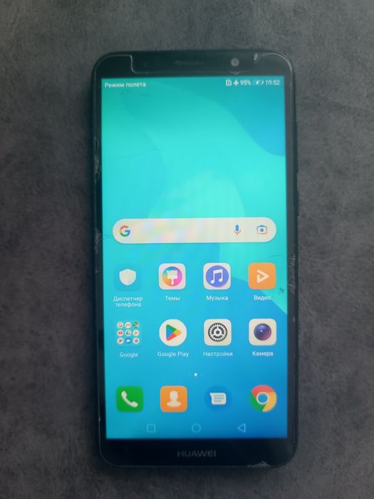 Телефон Huawei Y5