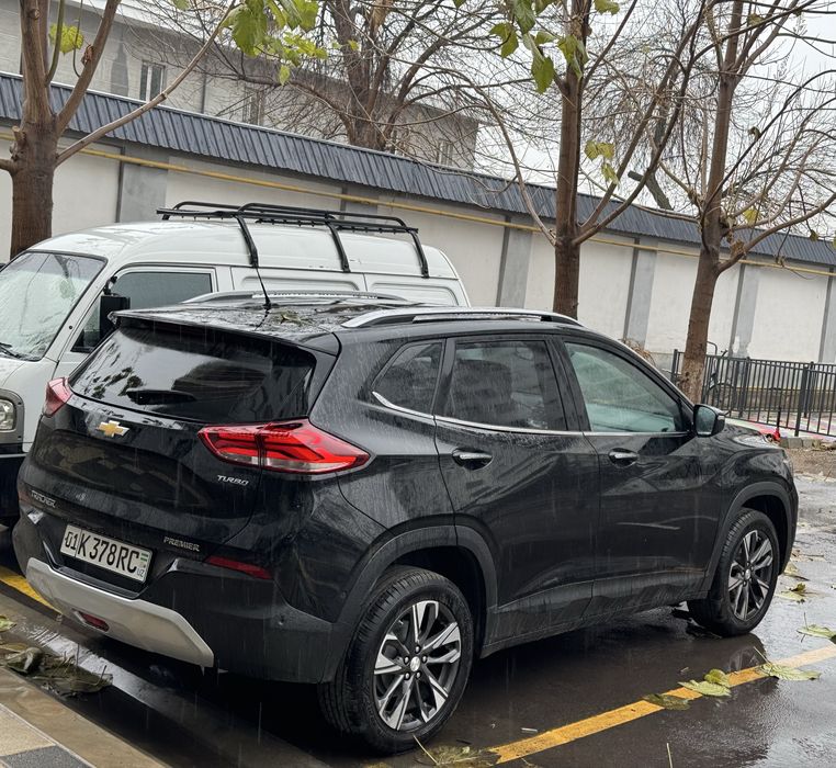 Продам свой черный Тракер.