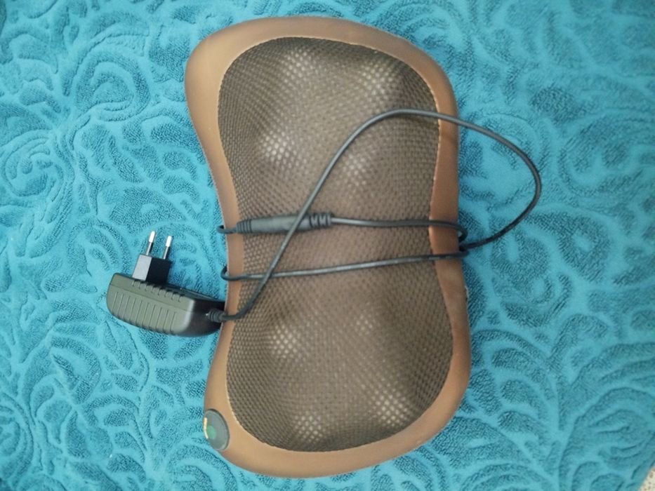 Массажная подушка новая