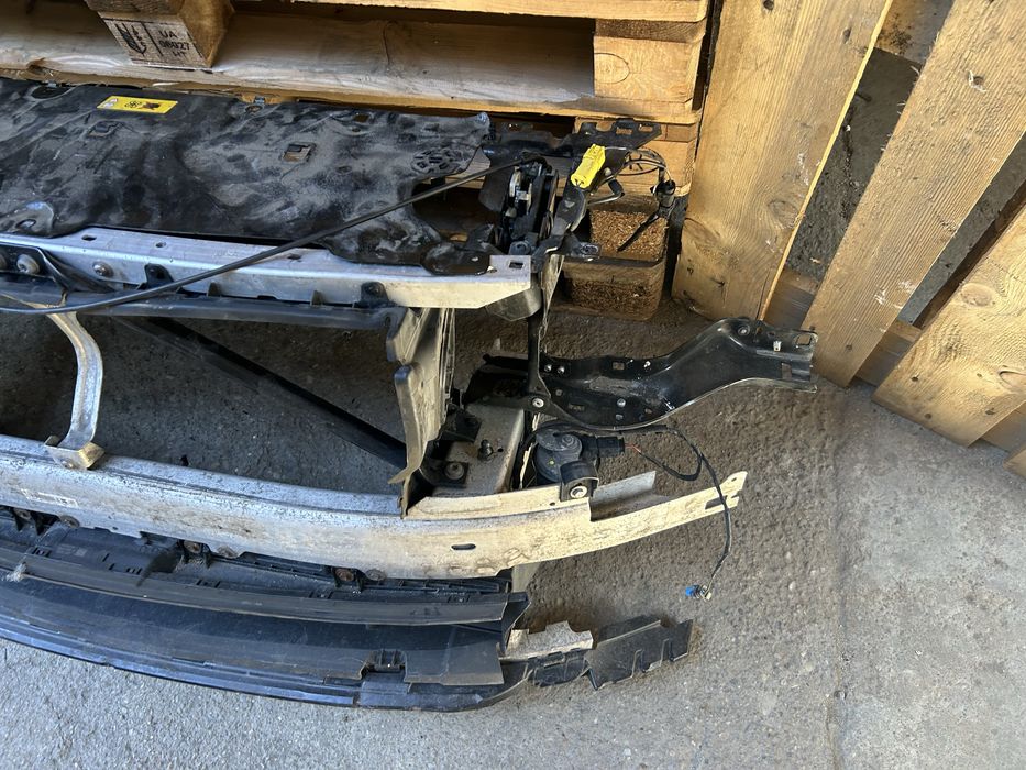 Trager / Tragher bmw G30 G31 LCI