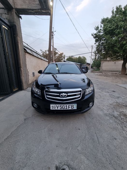 Подается Chevrolet Cruze 2009 года Malibu мотор 2.4