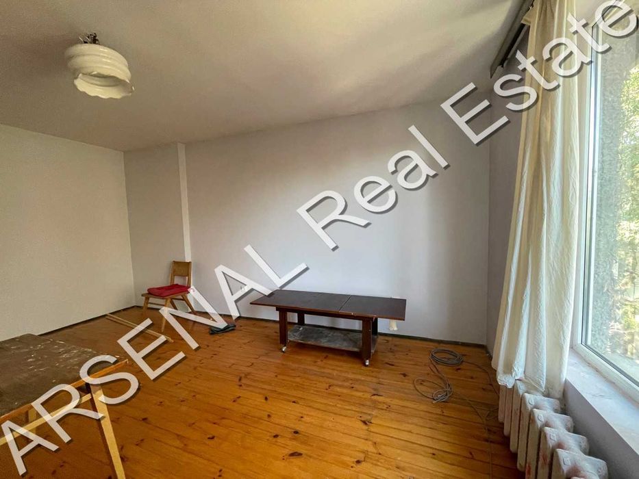 Дава се под наем Етаж от къща в София, Център - 126 кв.м за 500 € - Снимка #4