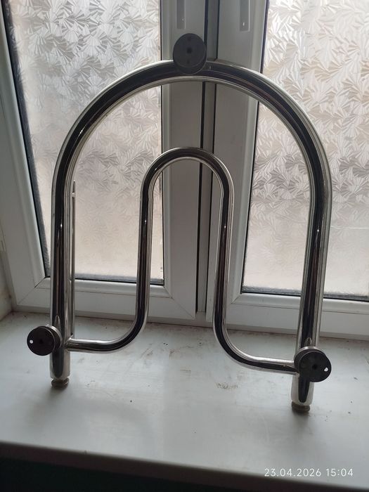 Полотенцесушитель водяной в ванную комнату!  Цена  220.000 торг