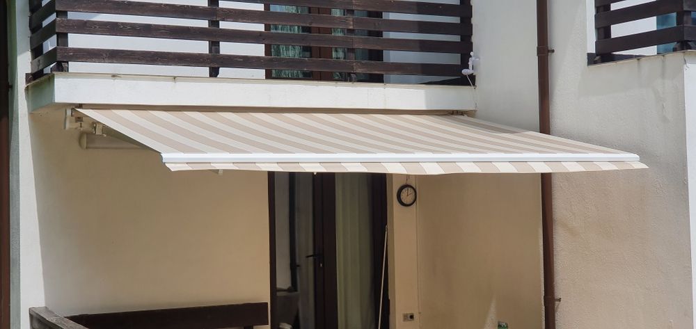 copertine retractabile, copertine de fațadă sau orizontale