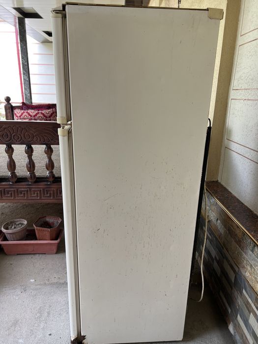 Холодильник snaige срочно сотилади