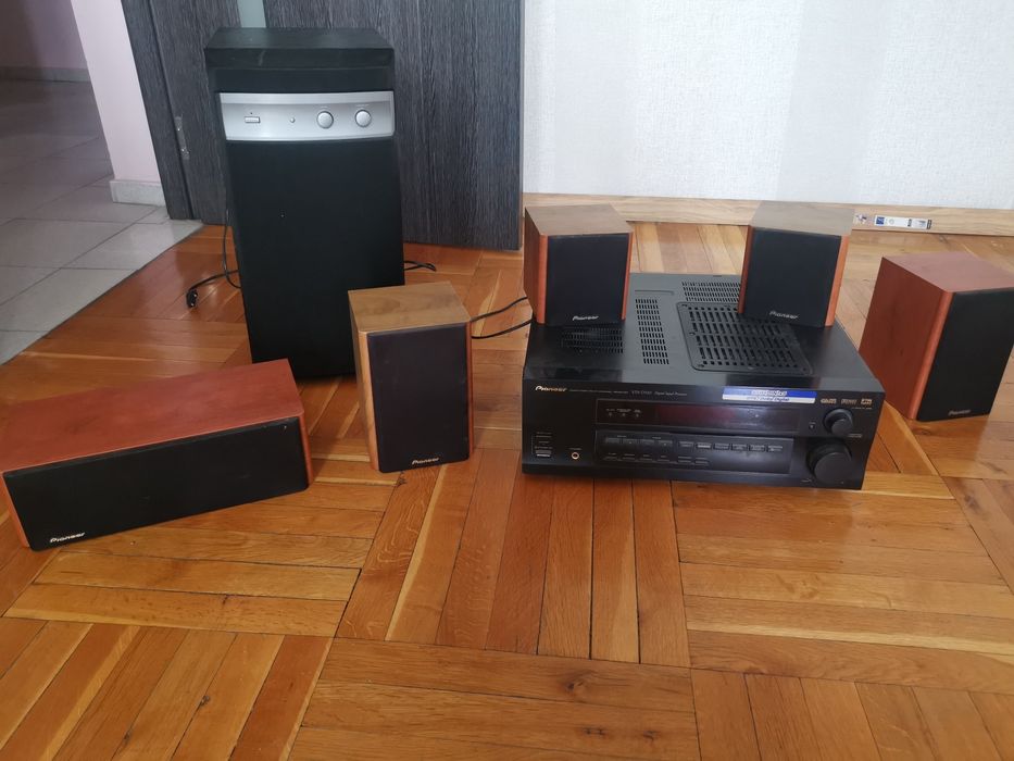 Pioneer усилвател
