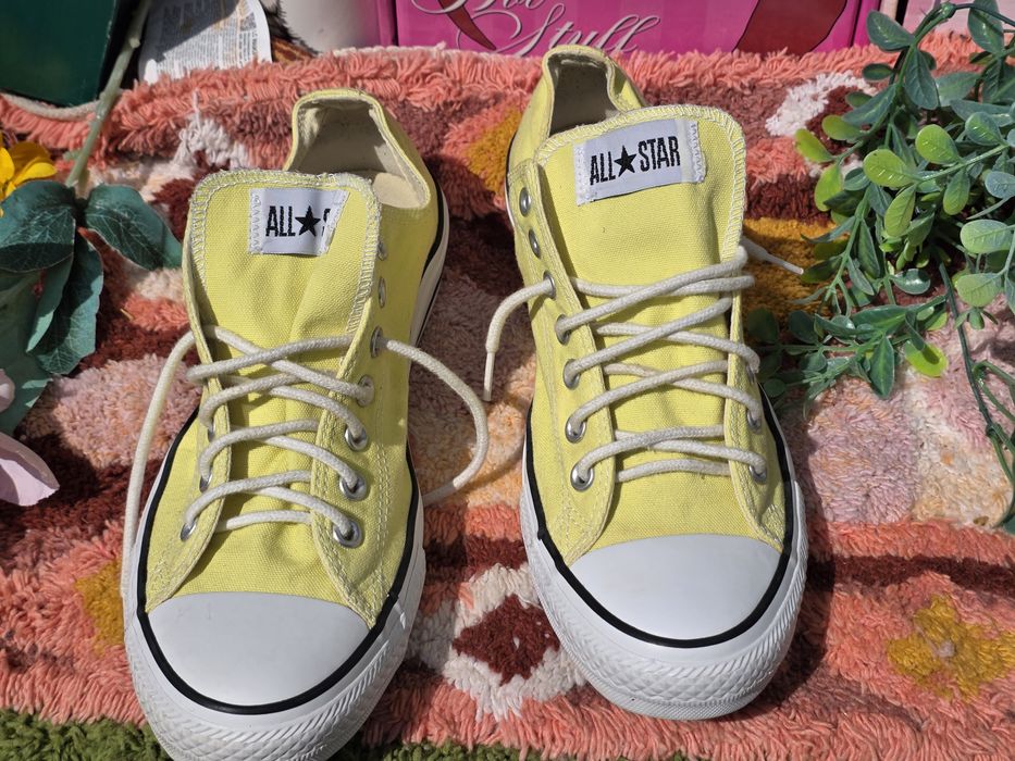 Converse кецове в жълто N43