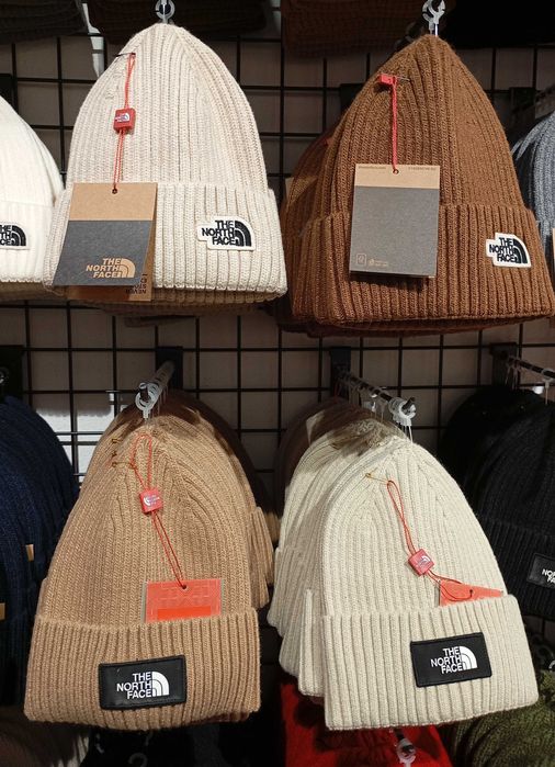 The North Face Висококачествена многоцветна зимна шапка Унисекс