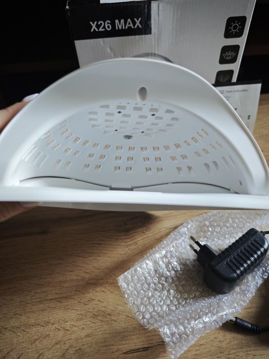 UV/LED лампа за маникюр SUN X26 MAX 380W с 81 LED диода и двойна дължи