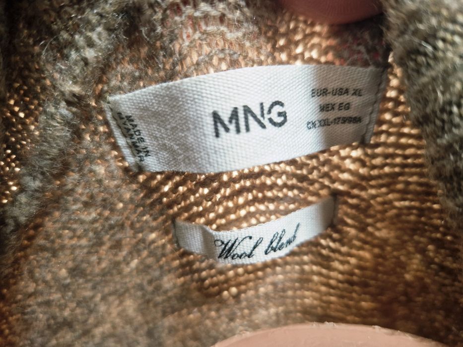 Pulover rochie Mango