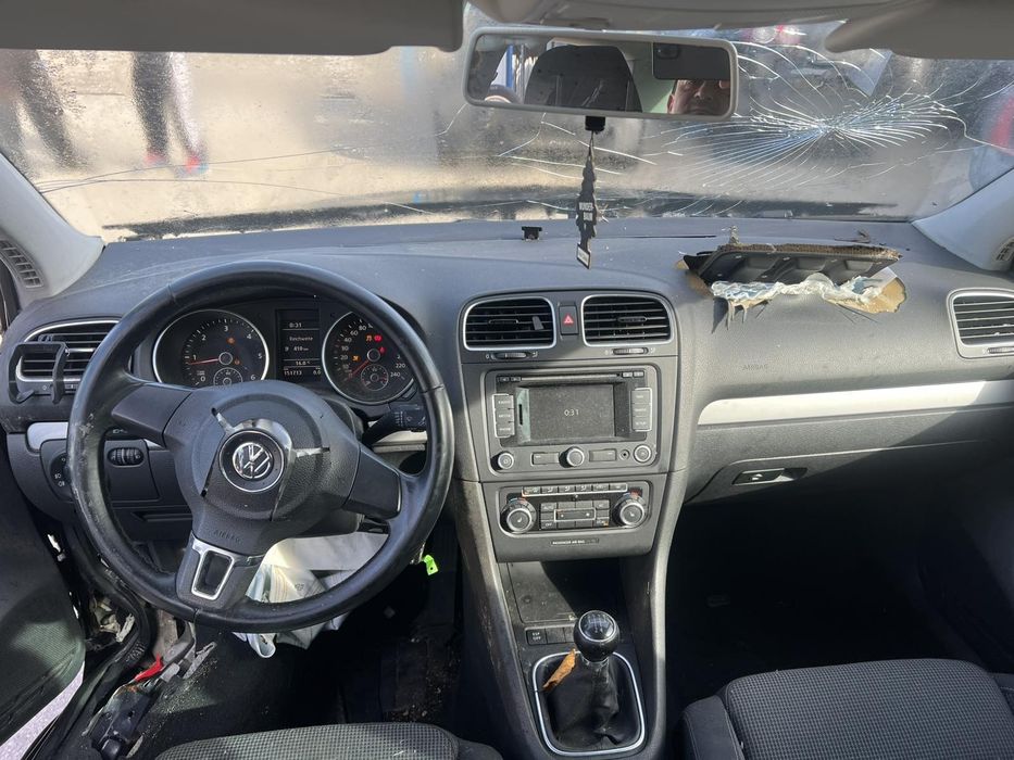 Vw Golf 6 2010 g 1.6 105 ks Код на мотора CAY Реални Километри 151714