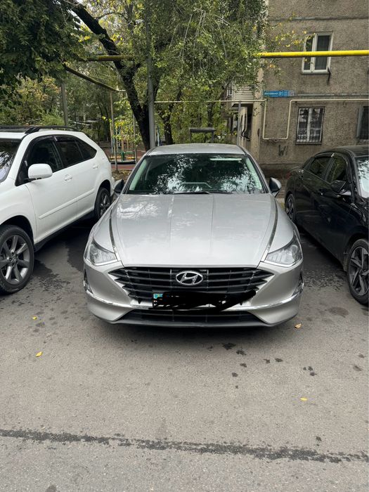 Аренда авто . Саната