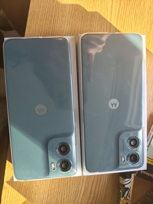 Vând telefoane noi moto g 06 nu sunt folosite deloc 1200 amândouă