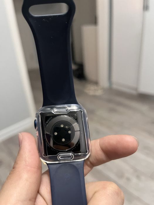 Продам Apple watch 6